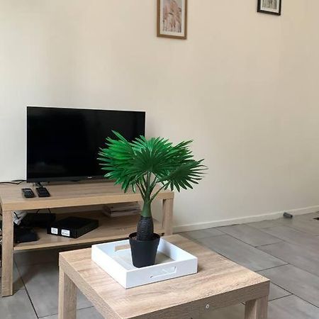 Châteauroux Jolie Studio En Centre Ville מראה חיצוני תמונה